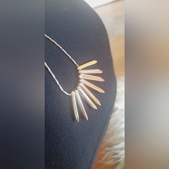 Small Square Fringe Necklaces For Teen Girls Trendy Layered Neck Pendant. 🌴 - Picture 2 of 6